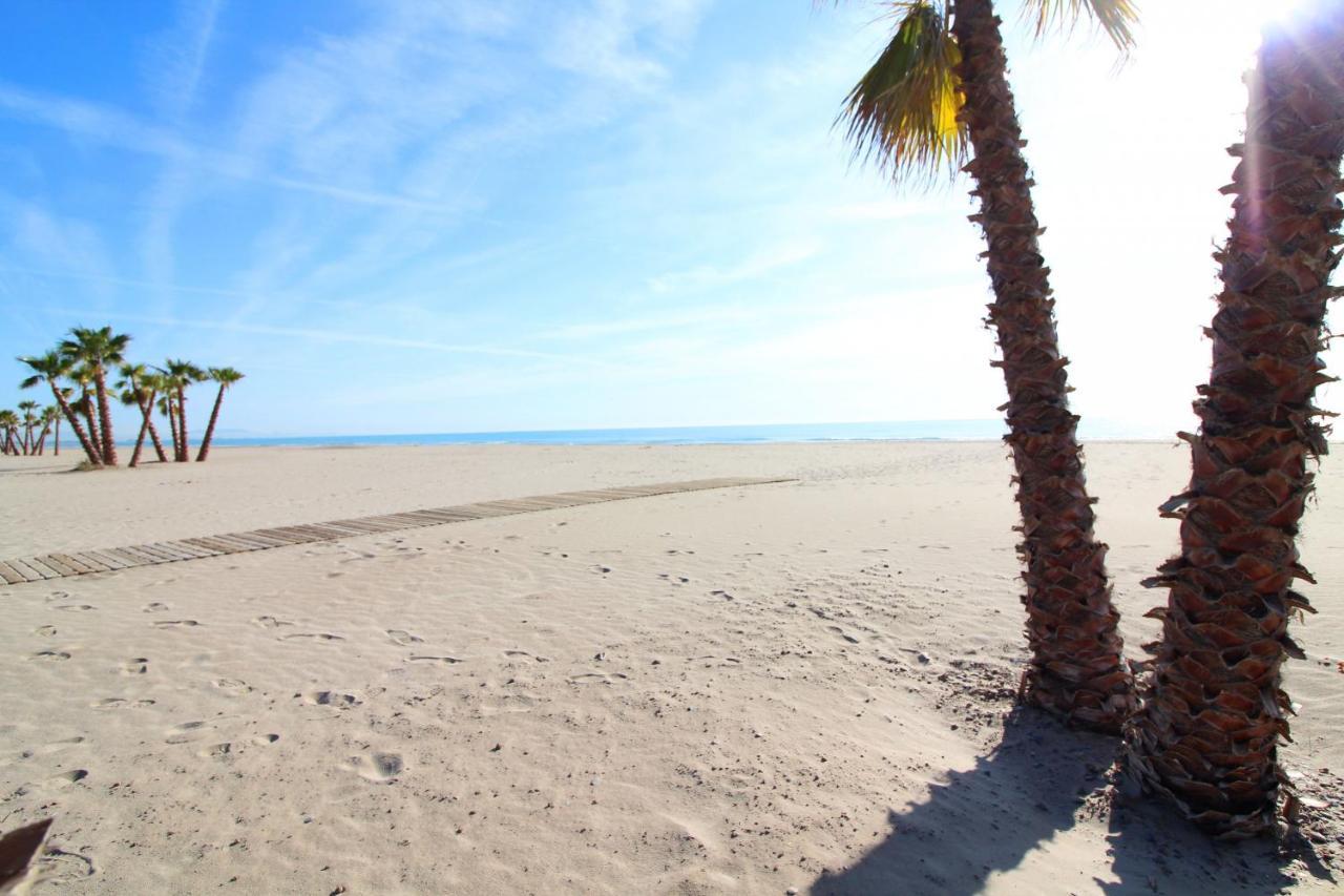 Global Properties, Con Piscina Y Terraza En Canet Playa Apartment *